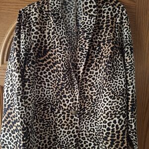 JustFab Leopard Print Blazer in Black and Tan